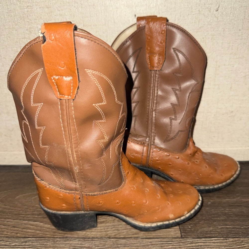 Old West Kid’s Brown Faux Ostrich Leather Cowboy Boots Size 1